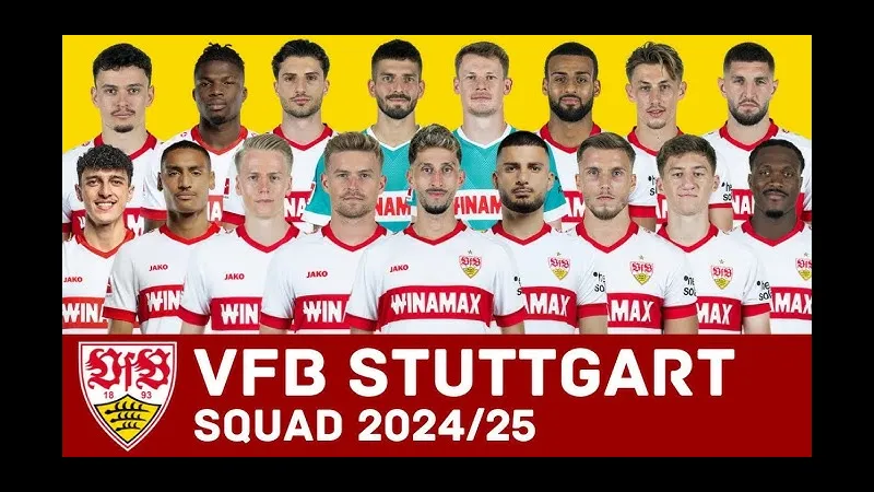 Cầu thủ Celtic và Stuttgart tranh chấp bóng trước khung thành